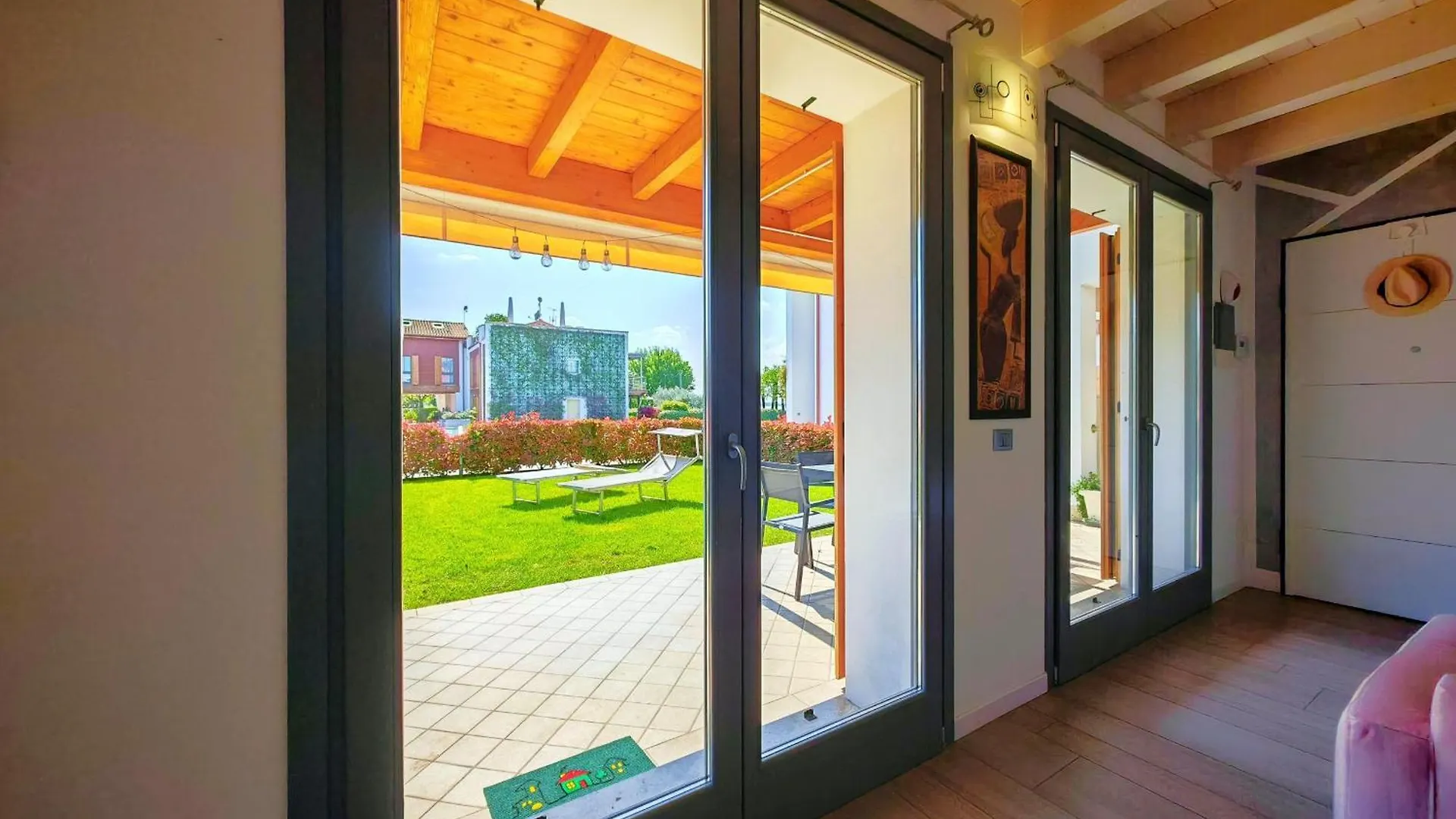 Sg Luxury - Crystal Bay Apartment Castelnuovo del Garda Italië