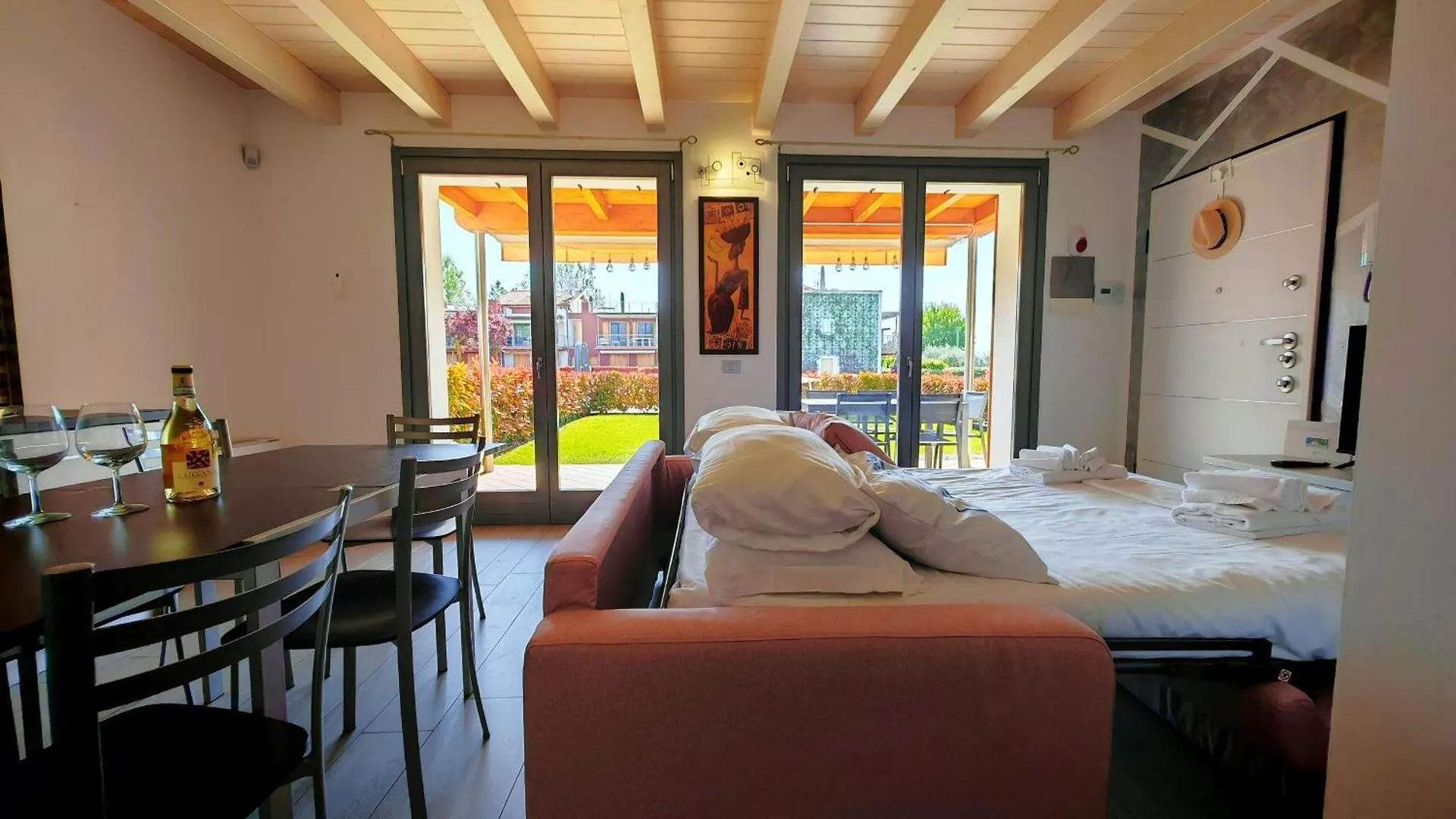 Sg Luxury - Crystal Bay Apartment Castelnuovo del Garda